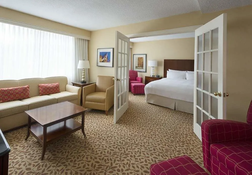 Hotel W Toronto 4*,  Canadá